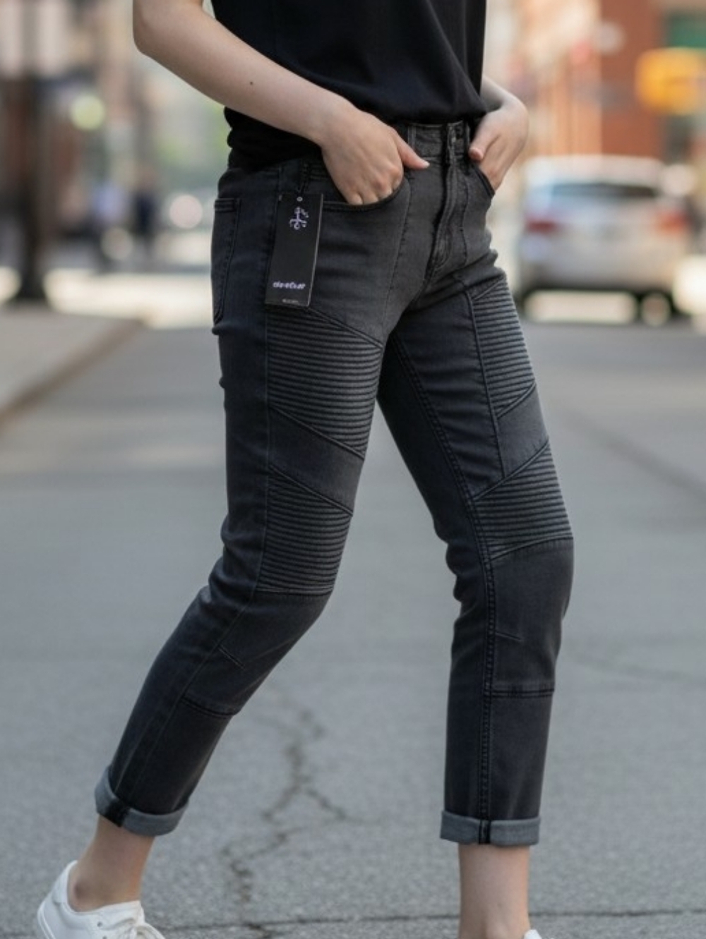 NEW! Oxygen  Grey Jeans Size 26 - Skinny and highly detailed ( 4340)
